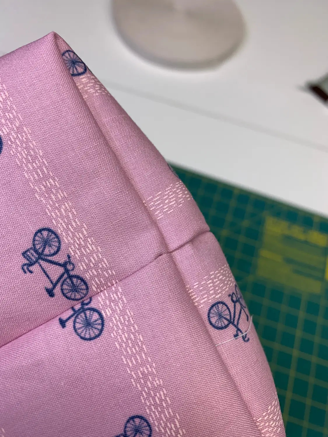 Easy Sewing Tutorial: Reversible, Gift-able Tote Bags