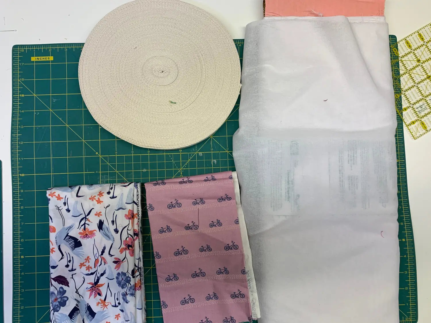 Easy Sewing Tutorial: Reversible, Gift-able Tote Bags