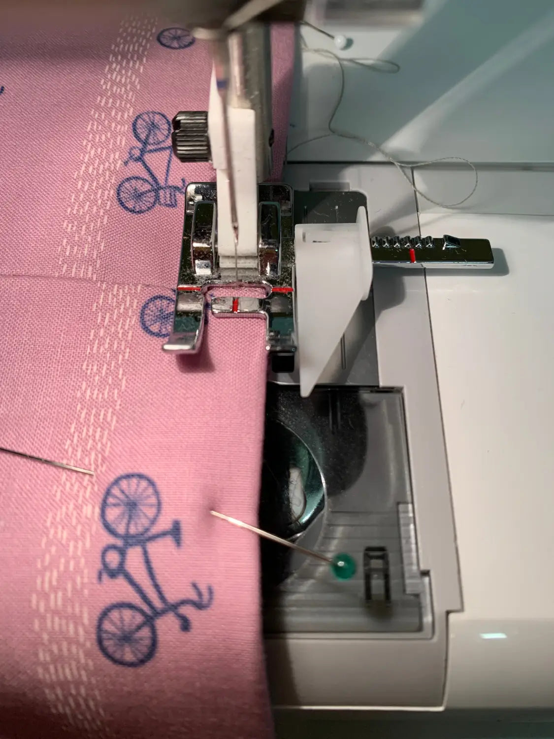 Easy Sewing Tutorial: Reversible, Gift-able Tote Bags