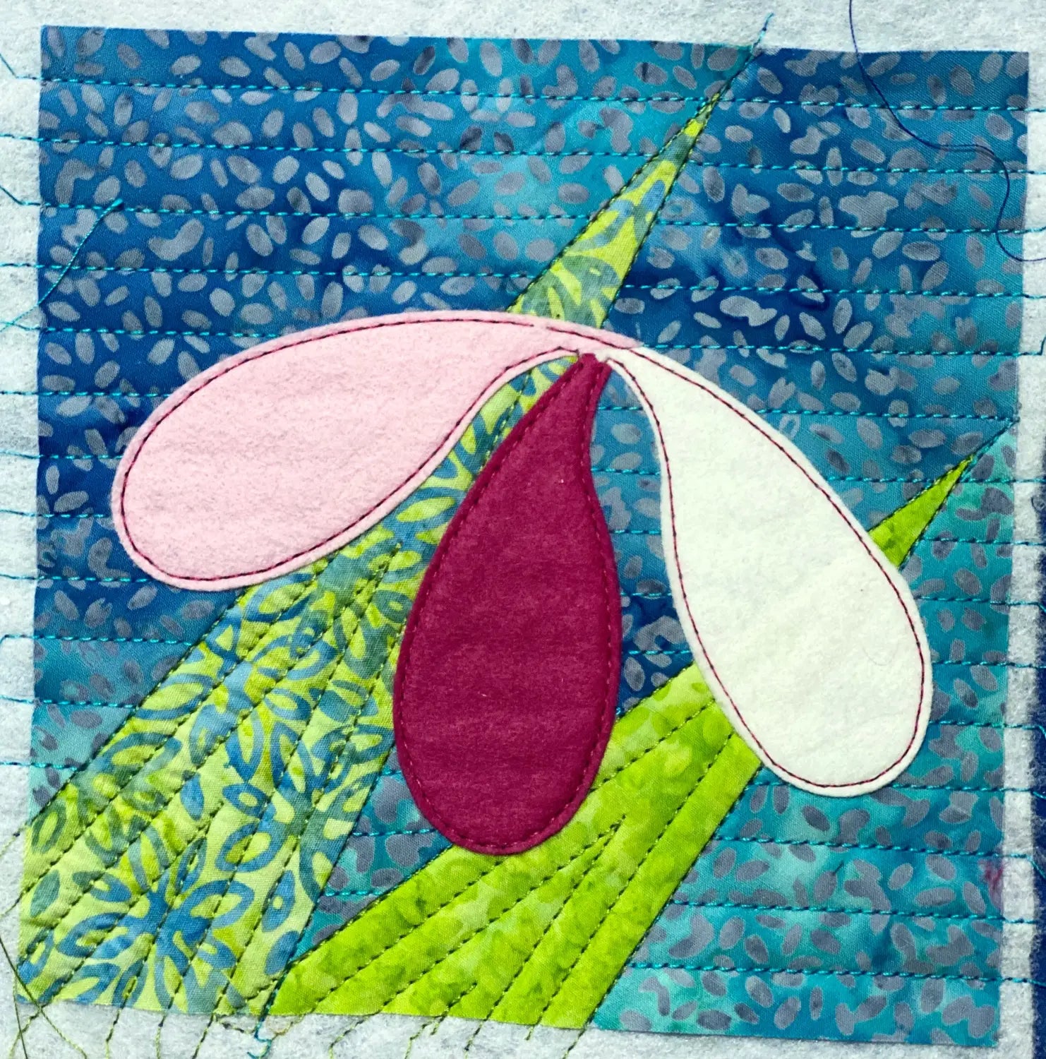 Stitch around applique