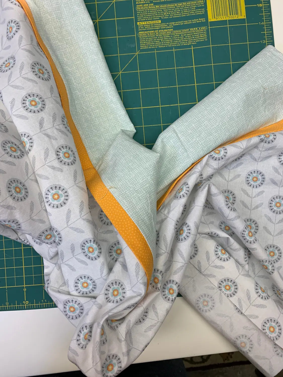 Last Minute Gifts: Sewing Tutorial: French-seamed
