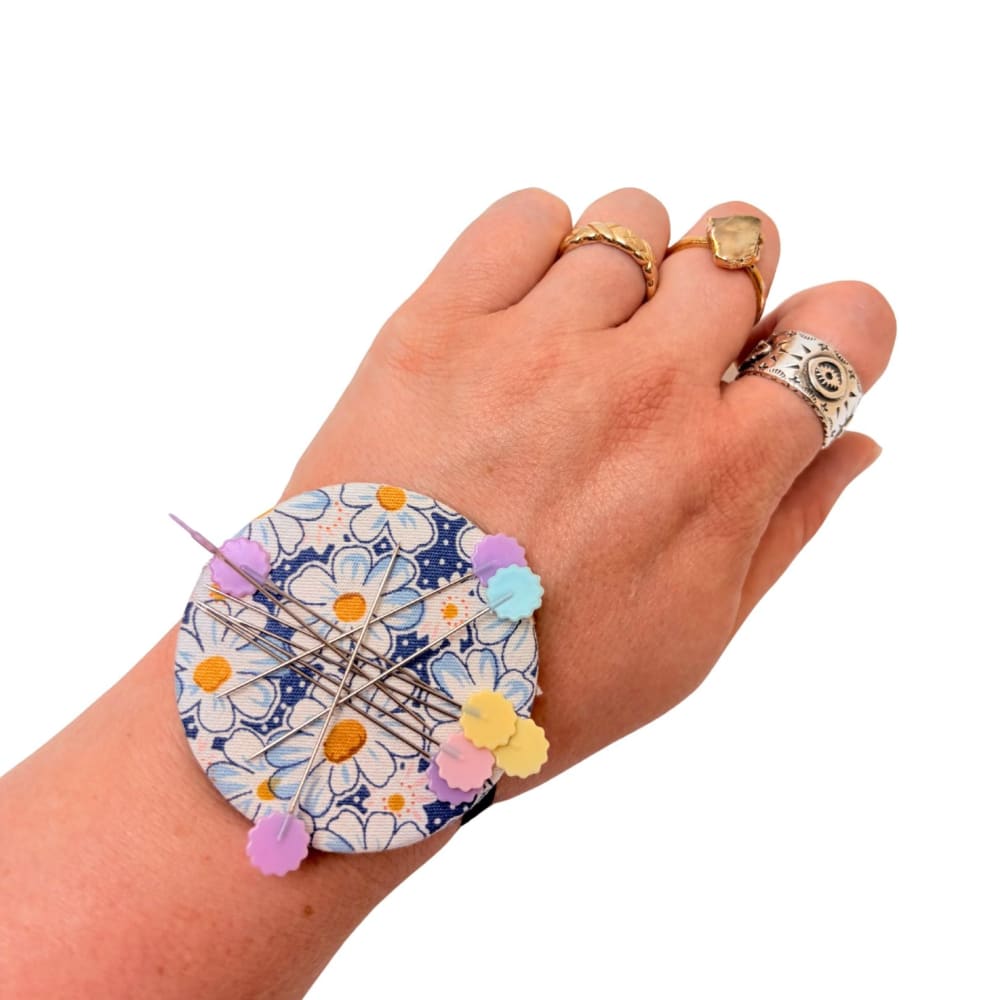 Bracelet Magnetic Pin Holder