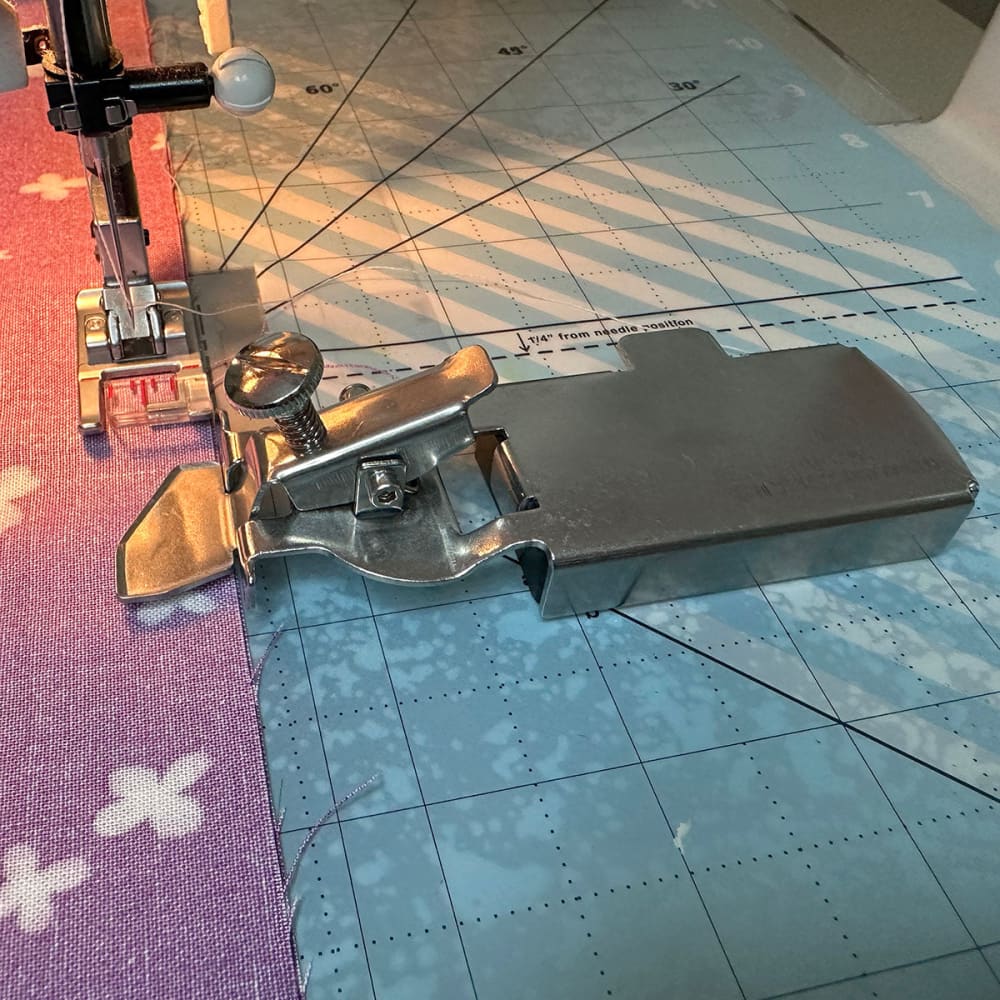 Magnetic Seam Guide with Clip - Seam Guide
