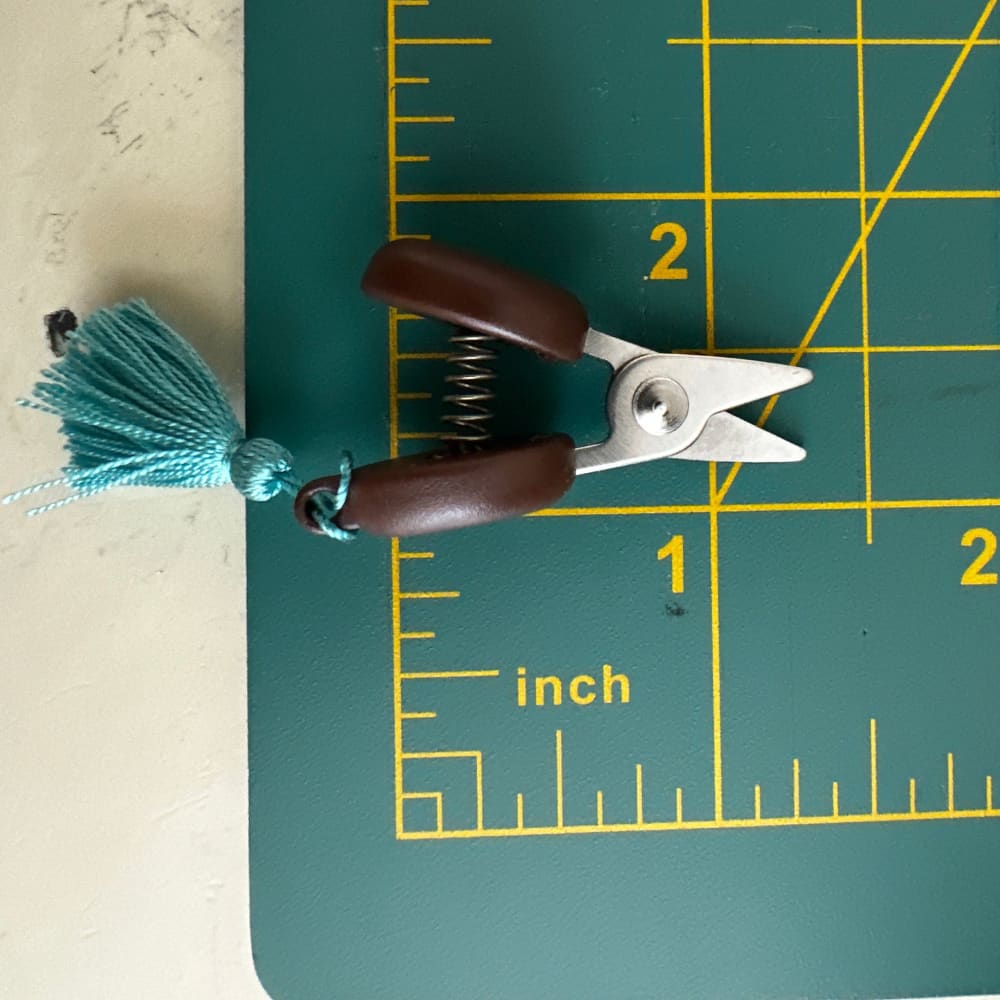Seki Mini Scissors by Cuhana - Cutting