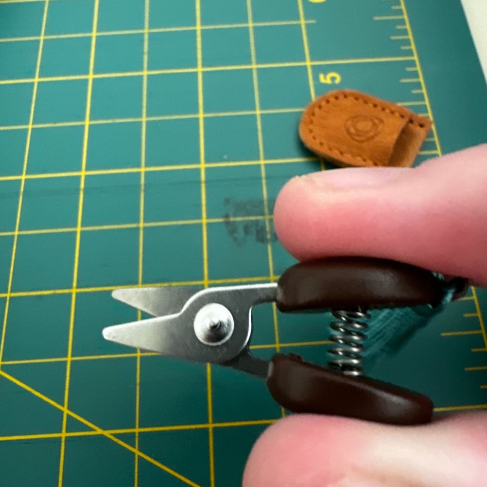 Seki Mini Scissors by Cuhana - Cutting