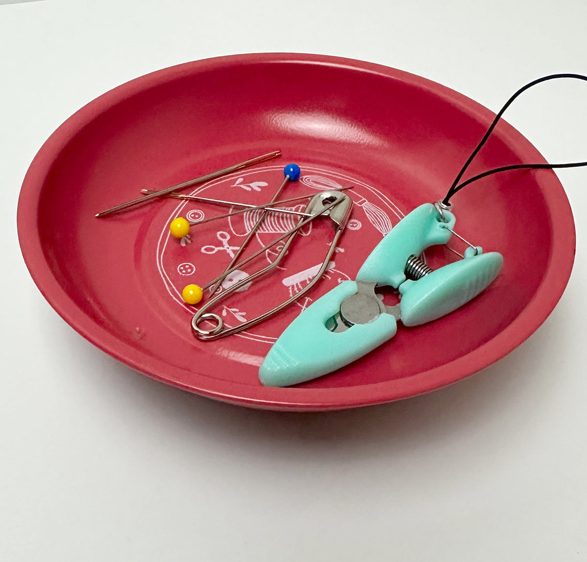 Magnetic Pin and Clip Dish